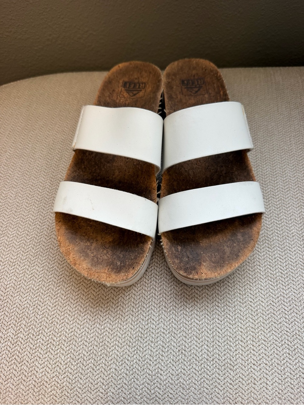 REEF Cushion Vista Hi sandals. Size 8. Great condition